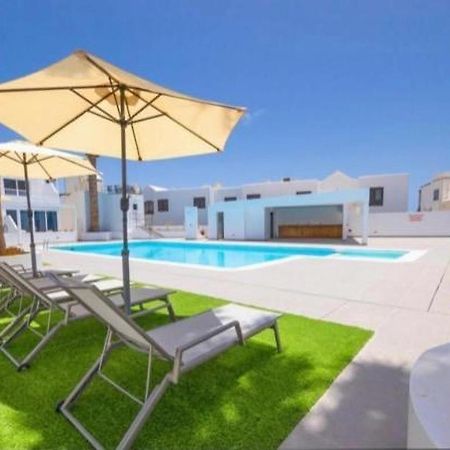 2 Bedroom Atlantic View Apartment Пуэрто дель Кармен Экстерьер фото